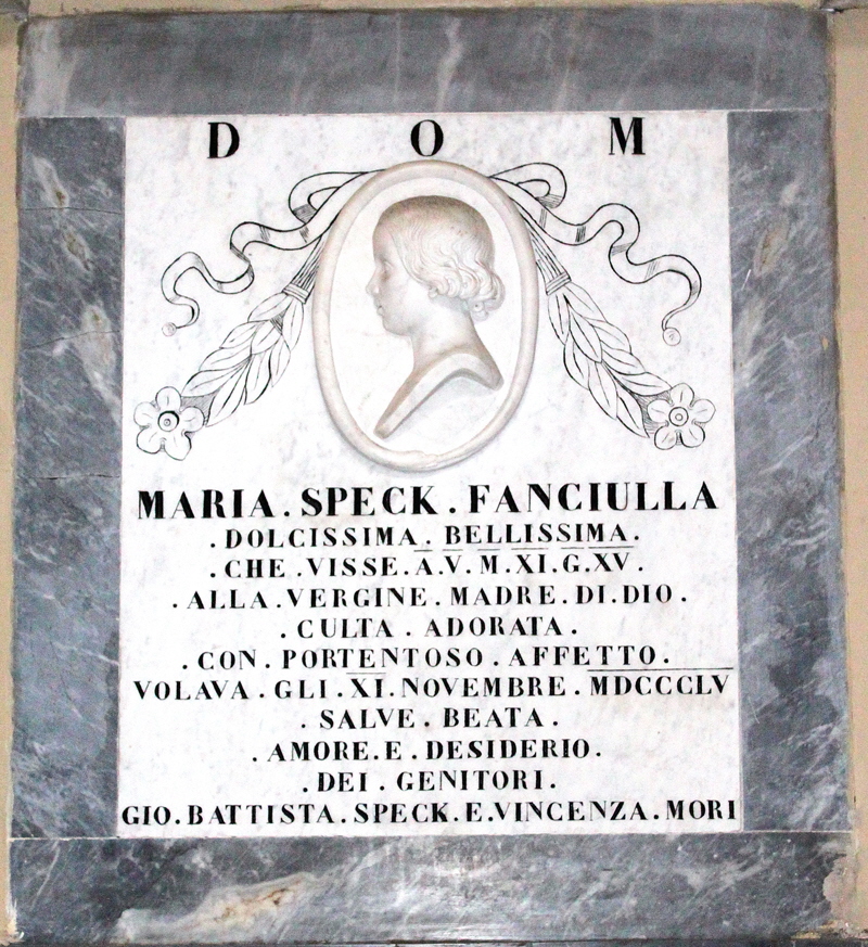 Piazza_di_S_Lorenzo_in_Lucina-Chiesa_omonima-Lapide_di_Maria_Speck-1855