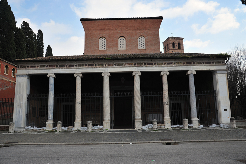 Piazzale_del_Verano-Chiesa_di_San_Lorenzo (32)