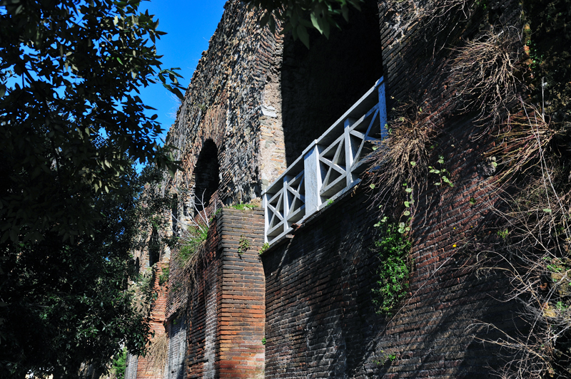 Via_di_Porta_di_San_Lorenzo-Mura_Aureliane (11)