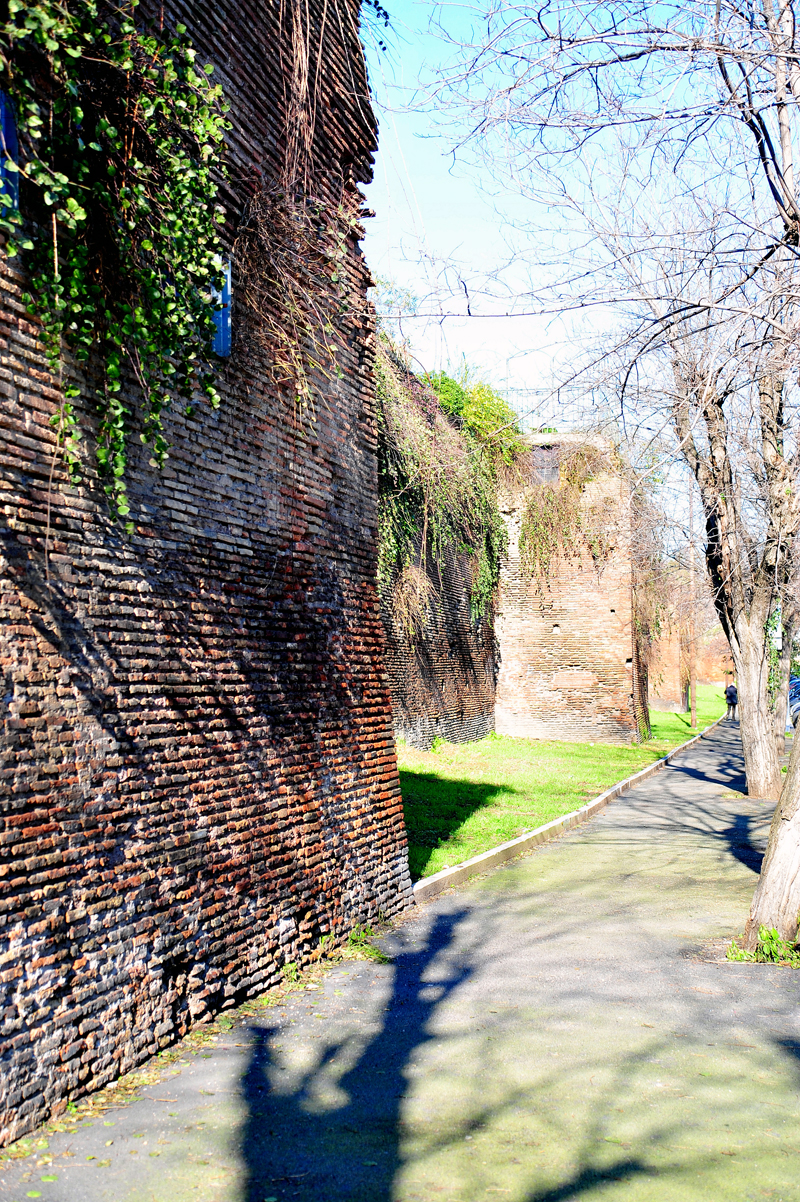 Viale_di_Porta_Tiburtina-Mura_Aureliane (3)