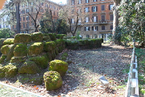 Piazza_Manfredo_Fanti-Casa_Romana-Mura_Serviane (9)