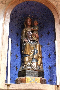 Piazza_Vittorio-Chiesa_di_S_Eusebio-Altare_di_S_Maria_della_Vittoria-Statua