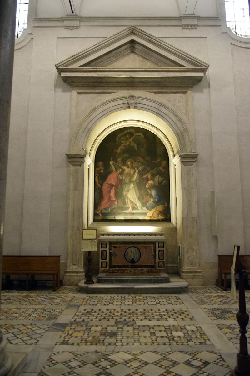Piazza_di_Santa_Croce_in_Gerusalemme-Chiesa_omonima-Capp_di_S_Tommaso (2) - Copie