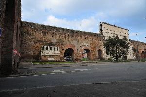 Piazzale_Labicano-Resti_Porta_Romana