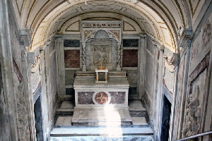 Piazzale_del_Verano-Chiesa_di_San_Lorenzo-Capp_S_Ciriaca (129)_01