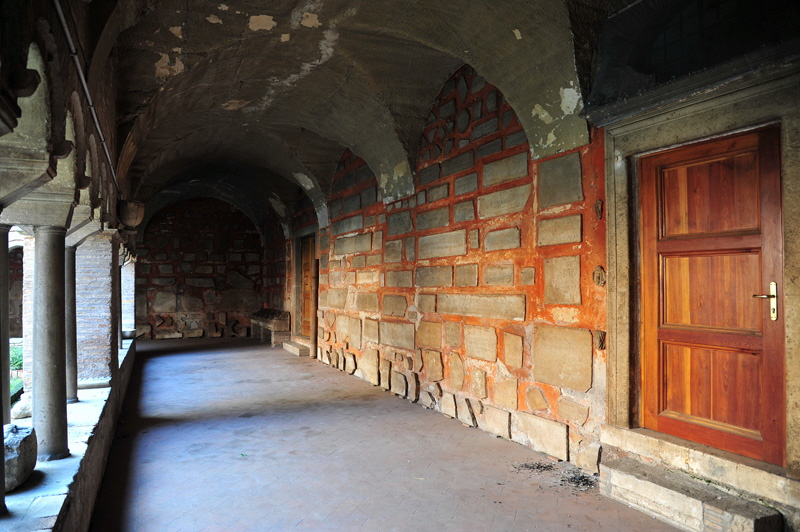 Piazzale_del_Verano-Chiesa_di_San_Lorenzo-Chiostro (10)