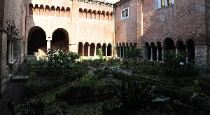 Piazzale_del_Verano-Chiesa_di_San_Lorenzo-Chiostro (11)