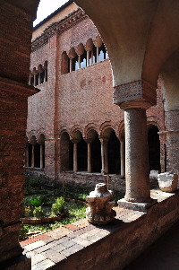 Piazzale_del_Verano-Chiesa_di_San_Lorenzo-Chiostro (17)