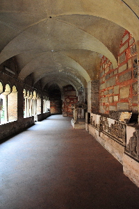 Piazzale_del_Verano-Chiesa_di_San_Lorenzo-Chiostro (2)