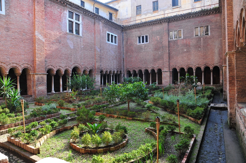 Piazzale_del_Verano-Chiesa_di_San_Lorenzo-Chiostro (6)