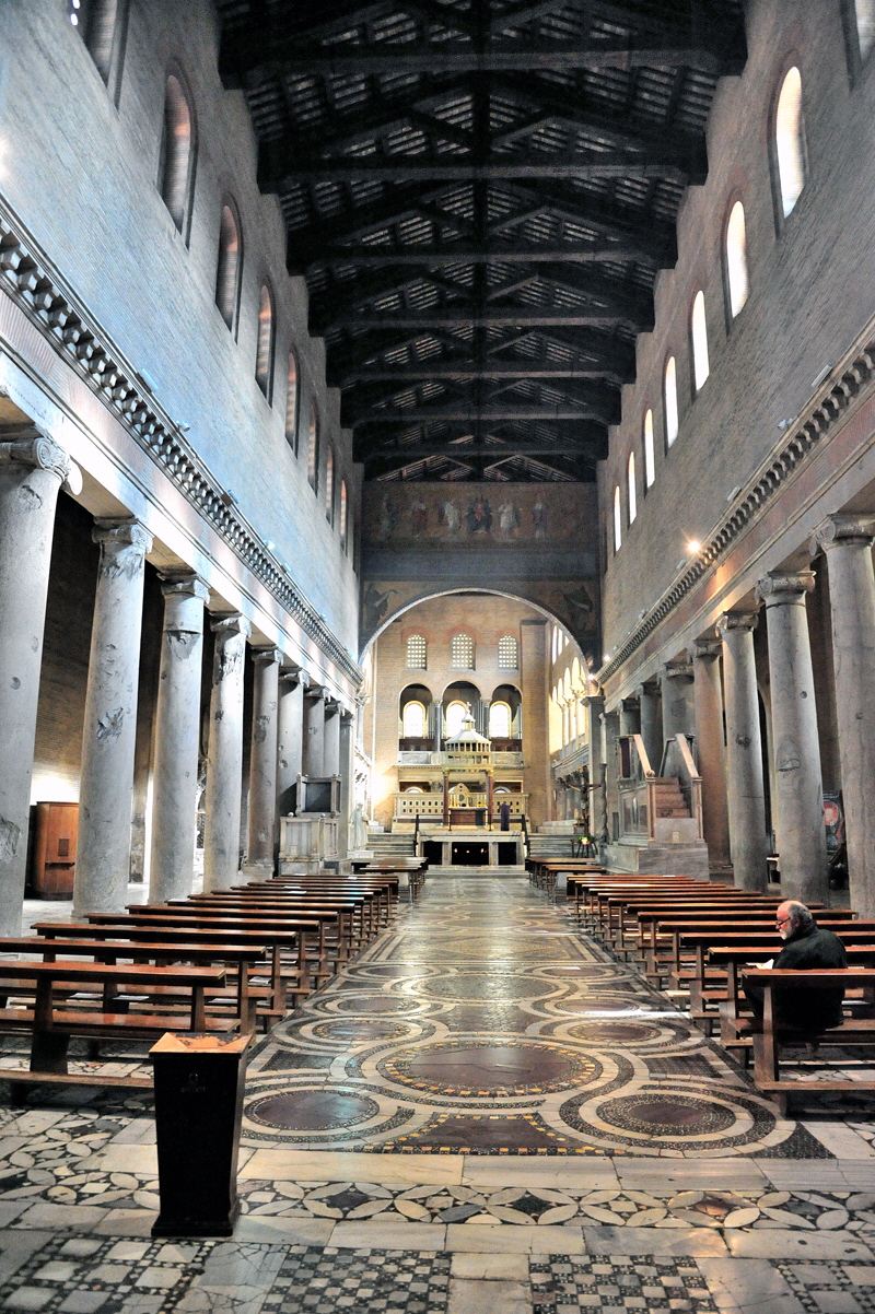 Piazzale_del_Verano-Chiesa_di_San_Lorenzo-Navata_centrale (84)_01