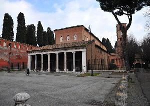 Piazzale_del_Verano-Chiesa_di_San_Lorenzo (2)