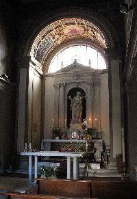 Via_Giovanni_Giolitti-Chiesa_di_S_Bibiana-Altare_Maggiore