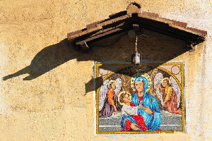 Via_Giovanni_Giolitti-Chiesa_di_S_Bibiana-Edicola