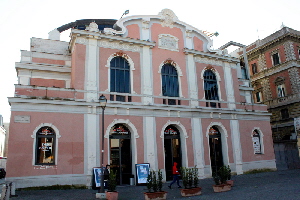 Via_Guglielmo_Pepe-Teatro_Ambra_Jovinelli (2)