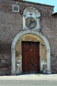 Largo della Sanità - Monastero dei Trinitari - portale