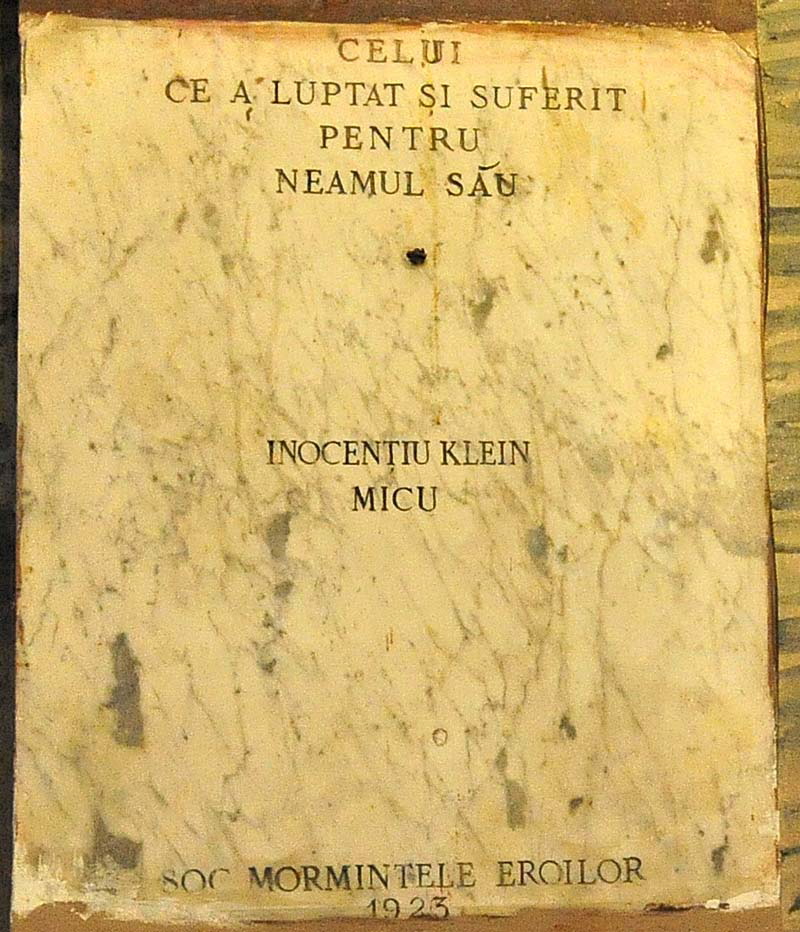 Piazza_della_Madonna_dei_Monti-Chiesa_di_SS_Srrgio_e_Bacco-lap1