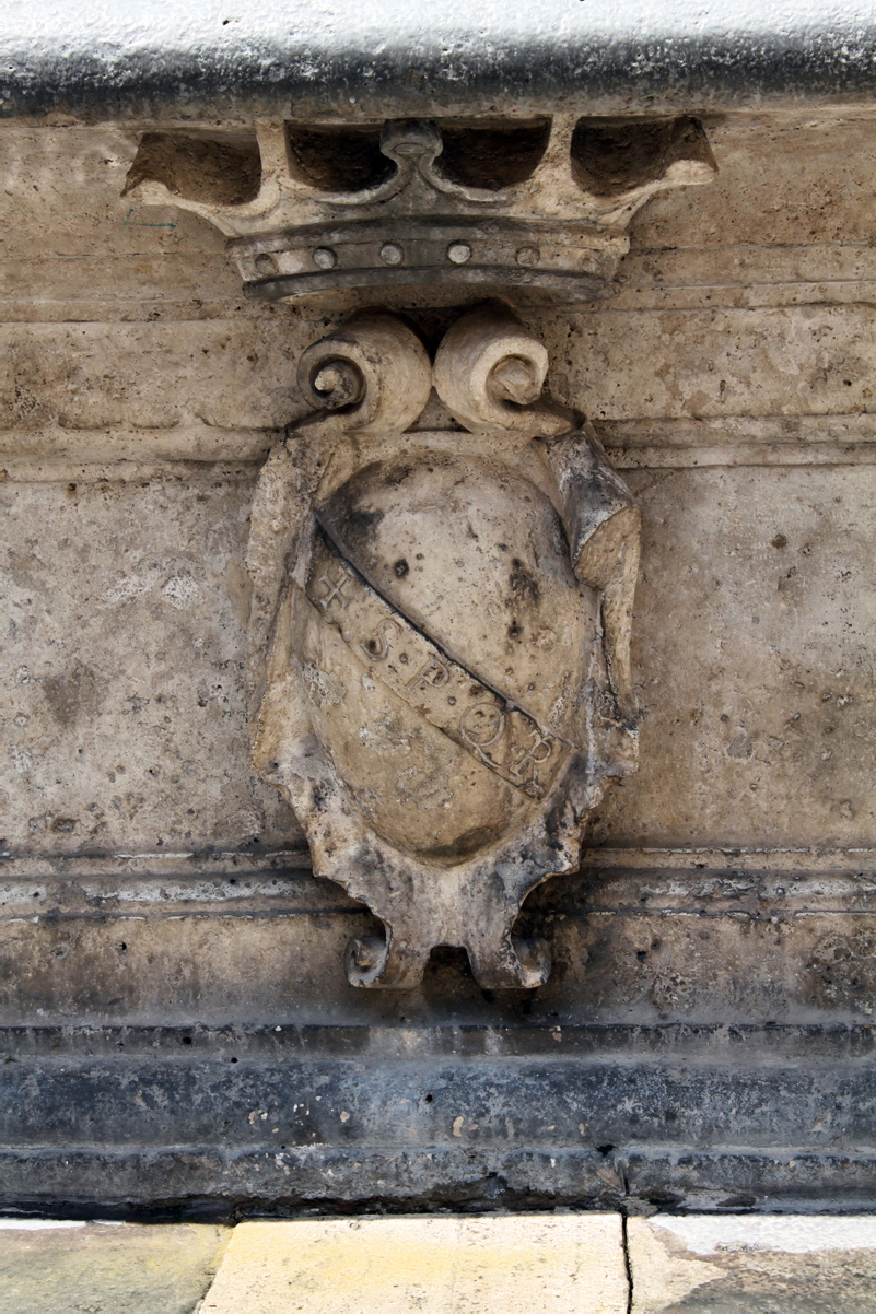 Piazza della Madonna dei Monti - Fontana XVI sec (4)