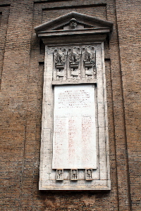 Via Madonna dei Monti - Lapide caduti guerra mondiale