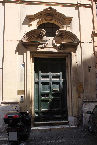 Via Madonna dei Monti n-51 - ingresso monastero SS Ciriaco e Giuditta