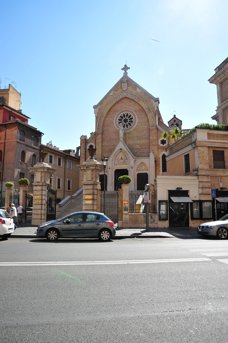 Via_Merulana-Chiesa_di_S_Alfonzo_dei_Liguori (2)