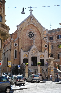 Via_Merulana-Chiesa_di_S_Alfonzo_dei_Liguori (3)