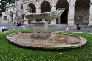 via della Navicella - Fontana della Navicella (4)