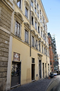 Piazza_degli_Zingari-Palazzo_al_n_55