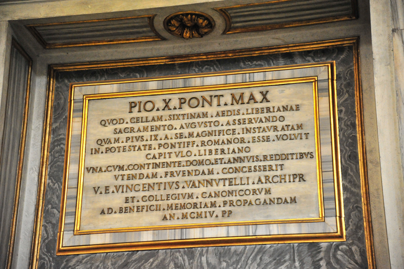 Piazza di S Maria Maggiore - Lapide_Pio_X