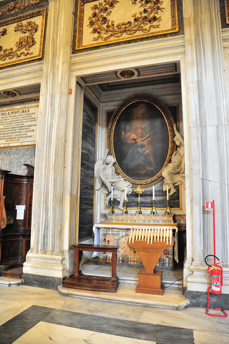 Piazza di S Maria Maggiore - Altare della Annunciazione