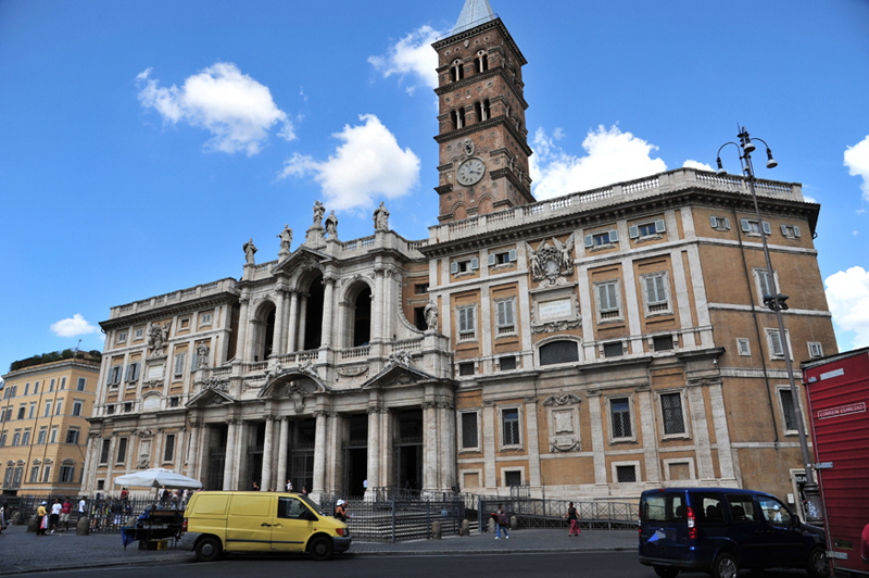 Piazza di S Maria Maggiore - Chiesa di S Maria Maggiore