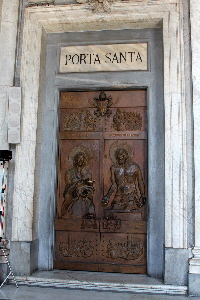 Piazza di S Maria Maggiore - Chiesa di S Maria Maggiore - Porta esterna (6)