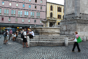 Piazza di S Maria Maggiore - Fontana