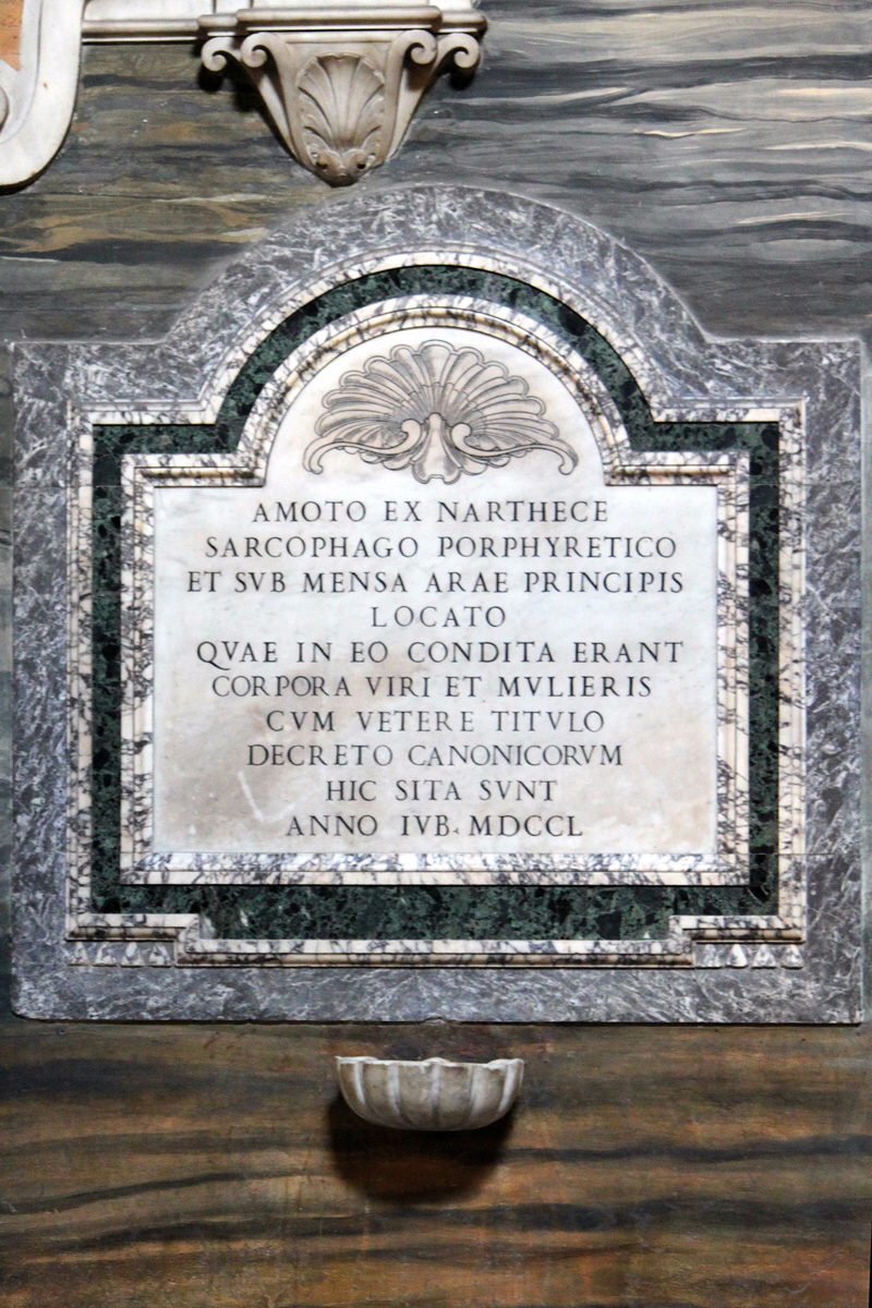 Piazza di S Maria Maggiore - Memoriale per il trasporto delle sepolture ex Battistero - 1750