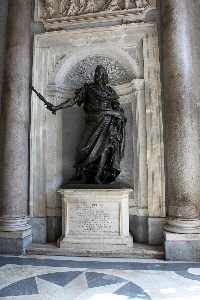 Piazza di S Maria Maggiore - Nartece S Maria Maggiore - Filippo IV di Spagna (2)