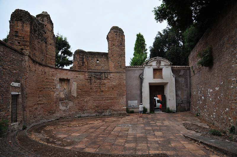 Clivo di Scauro - Biblioteca Agapeti (13)