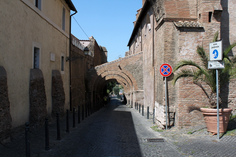 Clivo di Scauro - Biblioteca Agapeti (6)