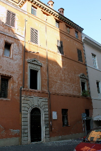 via di S Prassede - Chiesa di S Prassede - Portico (8)_01