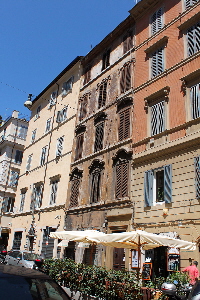 Via dei Serpenti n-86 - Palazzo Valentini