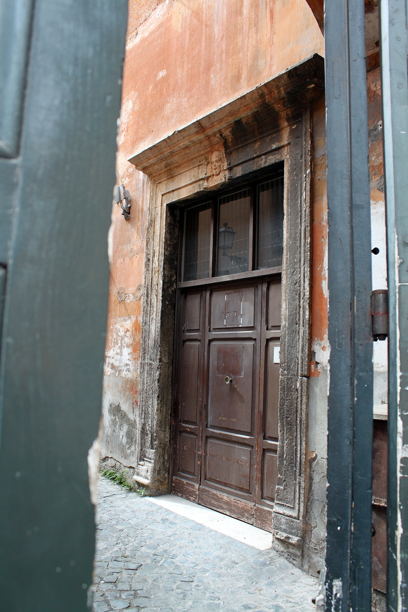 via di S Stefano Rotondo - Azienda Ospitaliera di S  Giovanni - Addolorata - Particolare (5)