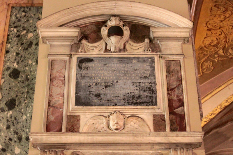 Piazza_della_Cancelleria-Chiesa_di_S_Lorenzo_in_Damaso-Lapide_di_Scipione_Arrivabene-1591