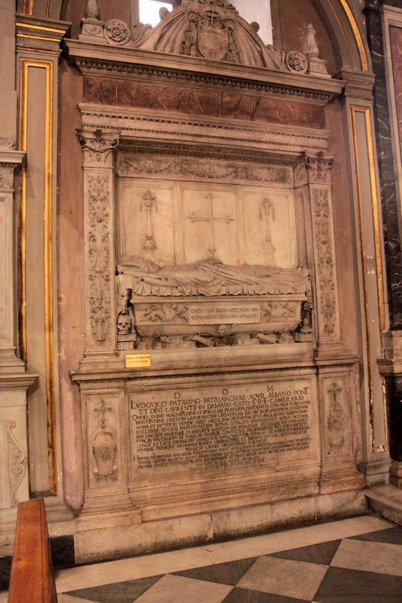 Piazza_della_Cancelleria-Chiesa_di_S_Lorenzo_in_Damaso-Monumento_al_card_Ludovico_Paladino-1505