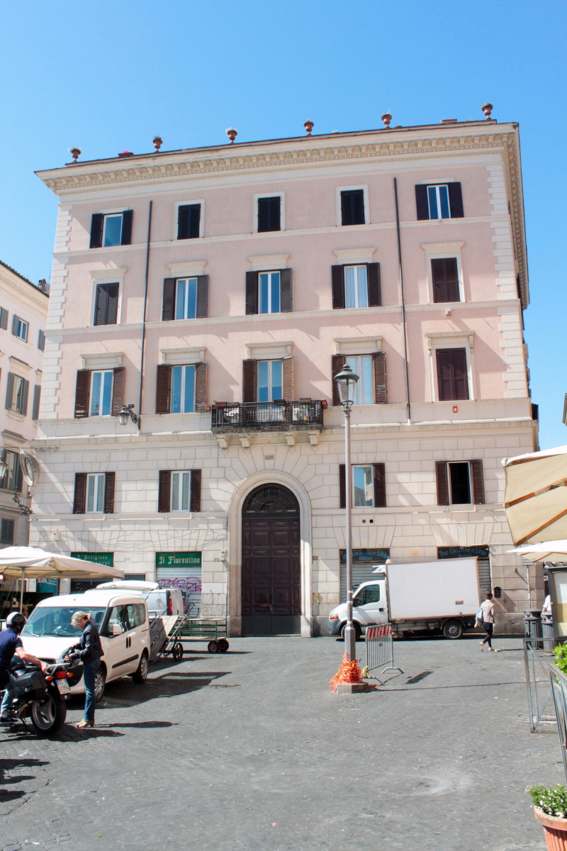 Campo_de_Fiori-Palazzo_Rigacci_al_n_19