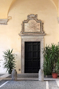 Piazza_della_Cancelleria-Palazzo_omonimo-Cortile (13)