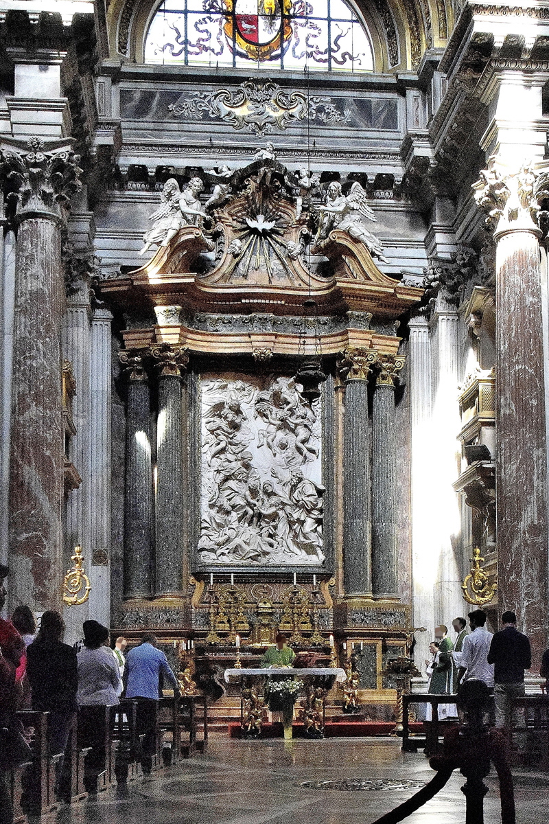 Piazza_Navona-Chiesa_di_S_Agnese-Altare_maggiore (2)