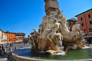 Piazza_Navona-Fontana_dei_4_Fiumi (4)