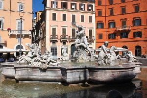 Piazza_Navona-Fontana del_Nettuno-int (8)