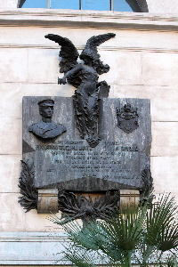 Piazza_Grazioli-Monumento_a_Riccardo_Grazioli_Lante_della_Rovere-1914 (2)