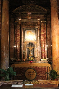 Piazza_del_Gesu-Chiesa_omonima-Cappella_della_Madonna_della_Strada (4)