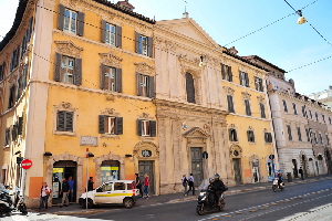 Via_delle_Botteghe_Oscure-Chiesa di S. Stanislao dei Polacchi (4)